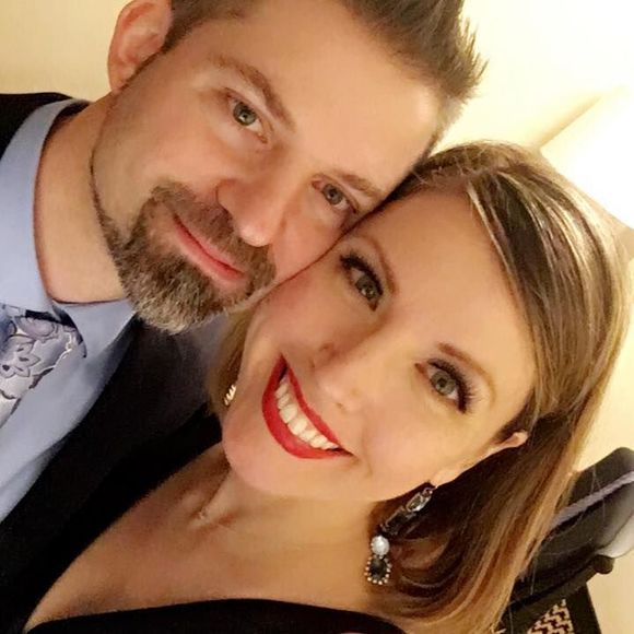 Meet your Posher, Sandy - Picture 1 of 1